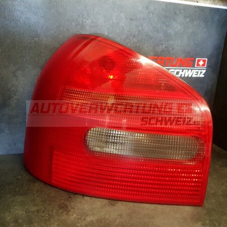 HECKLEUCHTE HINTEN LINKS AUDI A3 8L