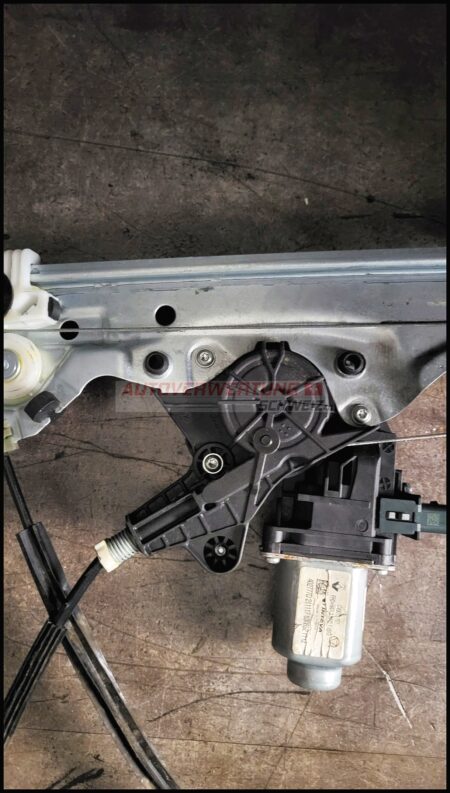 807206746R Fensterhebermotor vorne rechts Renault Megane IV 807208314R – Bild 2