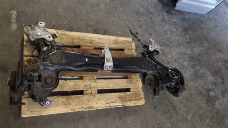 555019385R Hinterachse Renault Megane 4