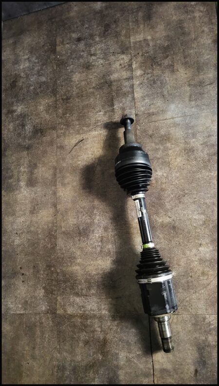 P68193661AA  ANTRIEBSWELLE VORNE LINKS JEEP GRANDCHEROKEE
